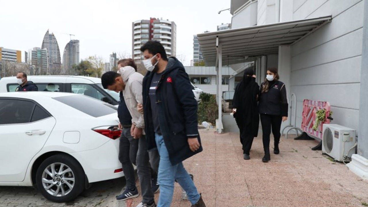 Mersin'de MİT'ten IŞİD'e darbe: 2 gözaltı