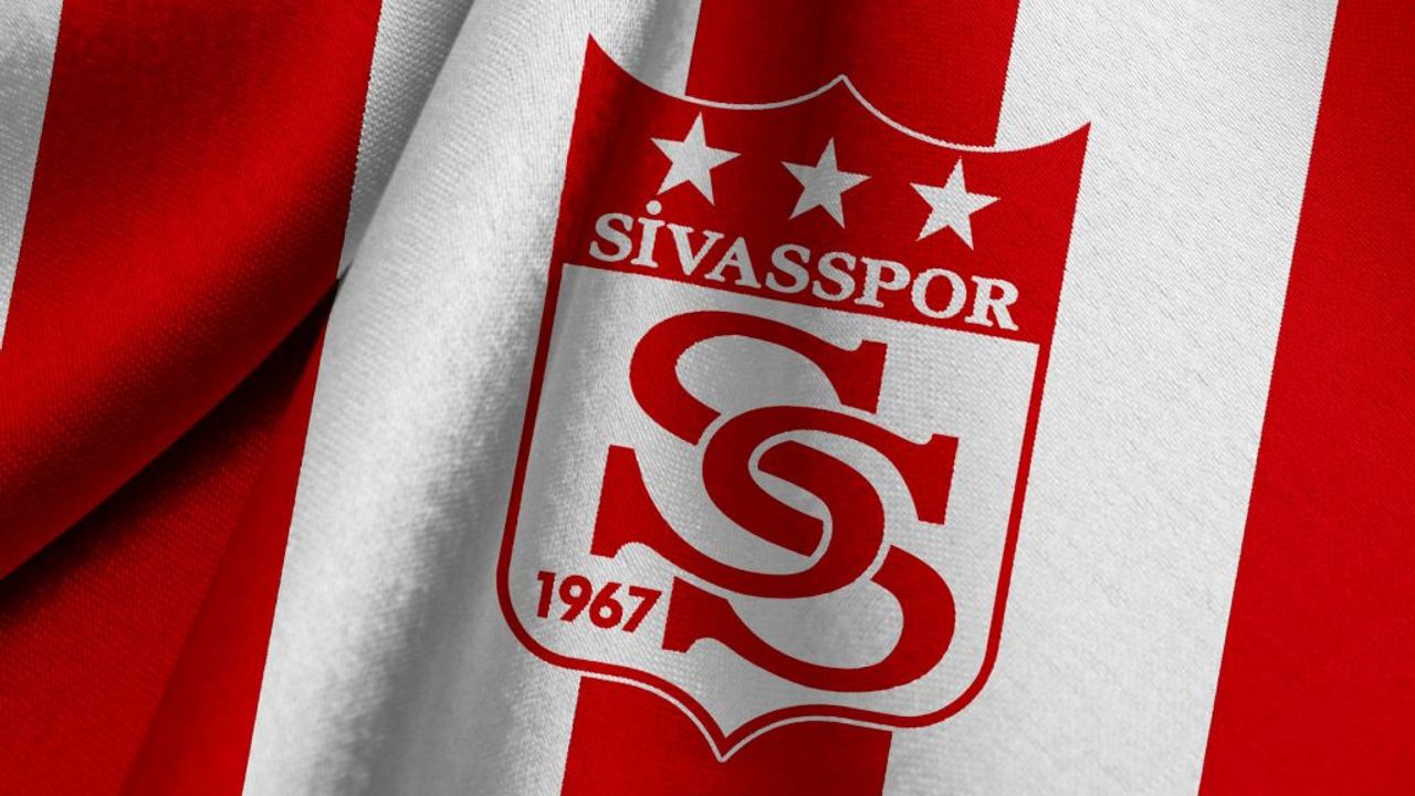 Sivasspor'dan sürpriz transfer: İmzalar atıldı