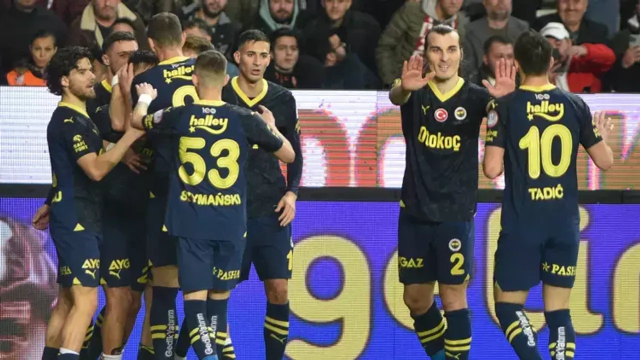 Ünlü direktör Antalyaspor-Fenerbahçe deplasmanını yorumladı