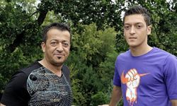 Mustafa Özil'den flaş açıklamalar: Mesut'u ben ikna ettim! 