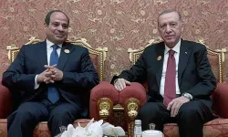 Erdoğan Sisi'yi tebrik etti