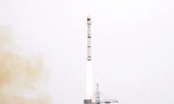 Çin'den 'internet' hamlesi: Test uydularını fırlattı