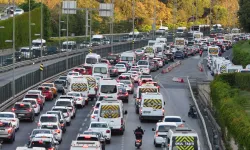 Okulların ilk gününde İstanbul trafiğinde yoğunluk