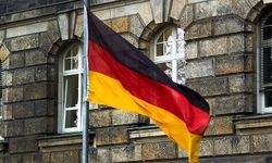 Almanya’da esrar kullanımı ve üretimi yasallaştı!