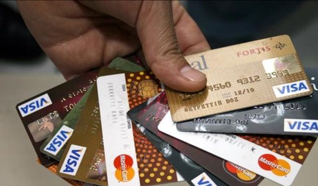 TCMB'den yüksek limitli kredi kartı uyarısı