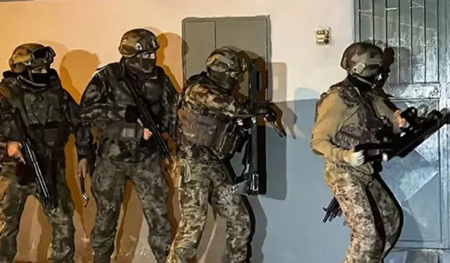 İzmir'de DEAŞ operasyonu: 11 şüpheli yakalandı
